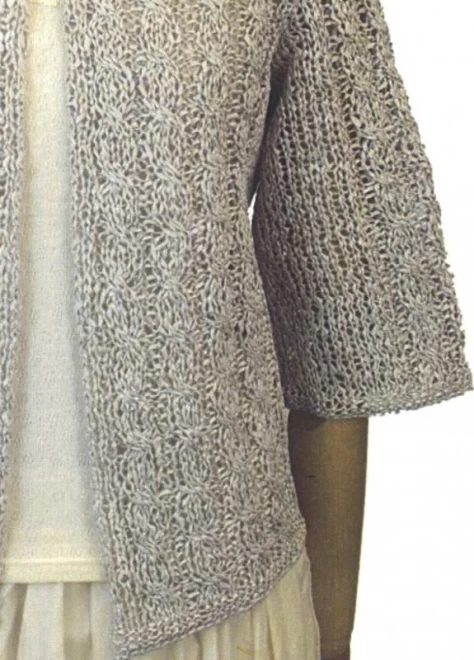 リーフィー棒針編み　縄編みカーディガンの編み物キット